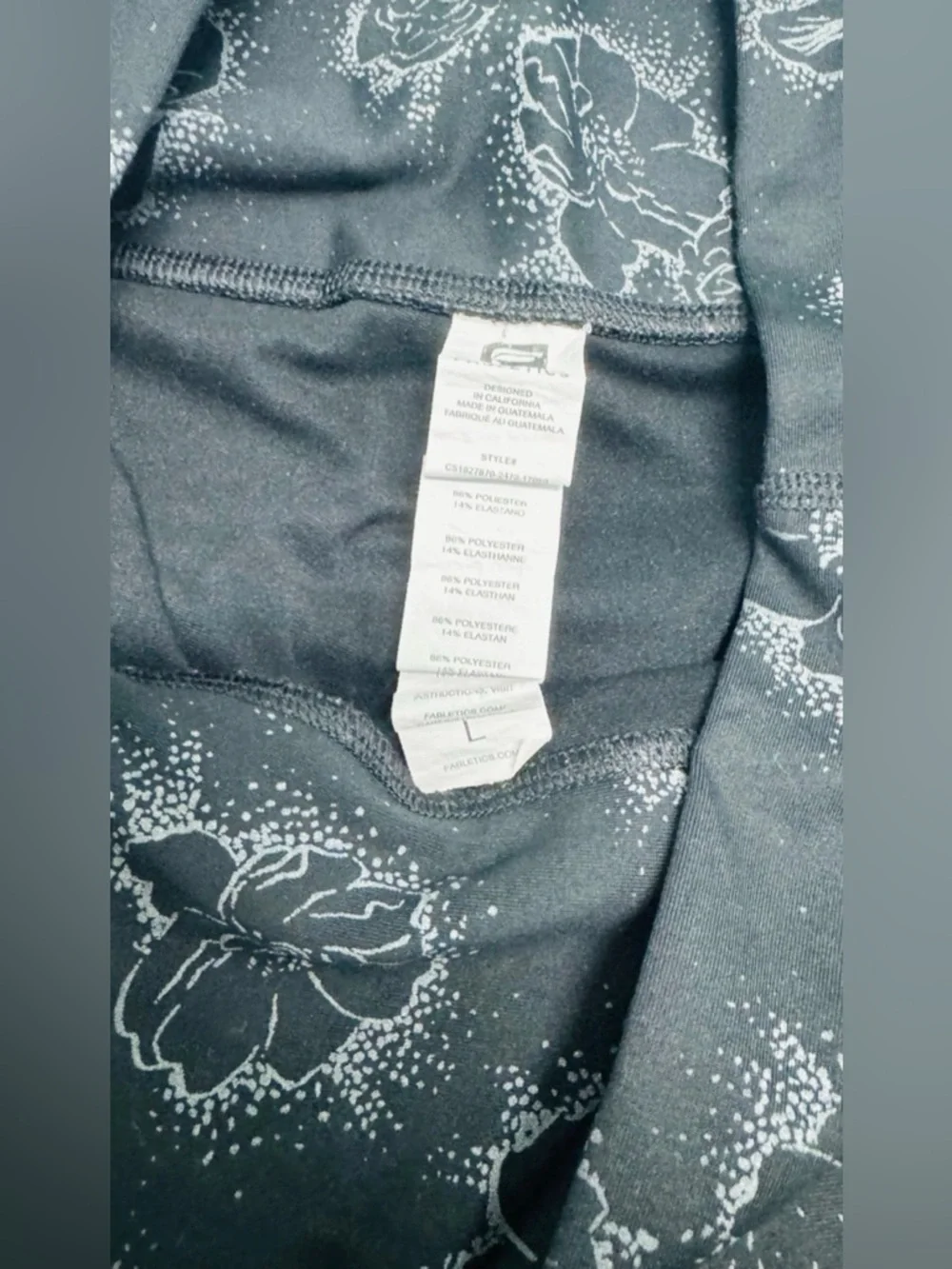 Fabletics Define PowerHold High-Waisted 7/8 Black Outlined Floral Leggings, L - Picture 10 of 10